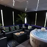 Dynasty Luxury 100m2 Jacuzzi Terrasse Apartamento