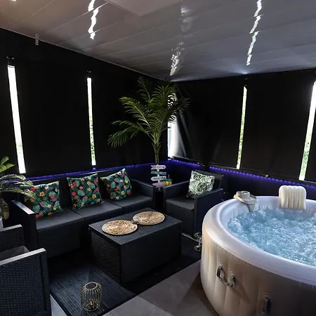 Dynasty Luxury 100m2 Jacuzzi Terrasse Apartman