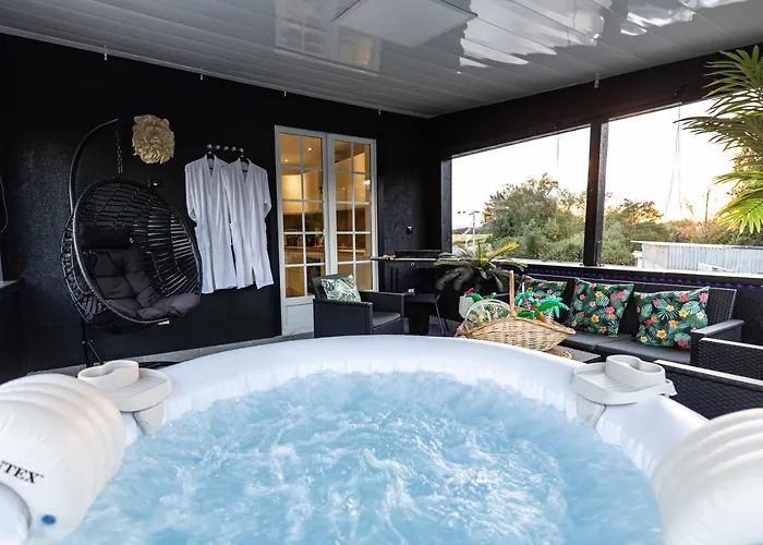 Apartment Dynasty Luxury 100m2 Jacuzzi Terrasse