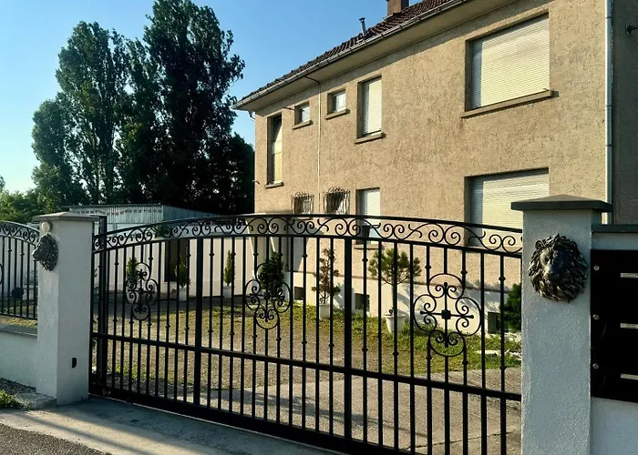 Apartment Dynasty Luxury 100m2 Jacuzzi Terrasse *